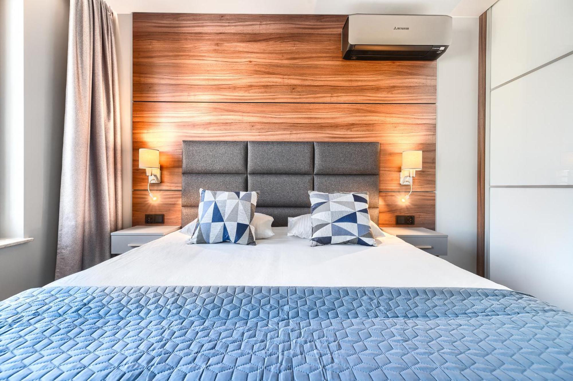Park Apartment Old Town By Noclegi Renters Estetino Exterior foto